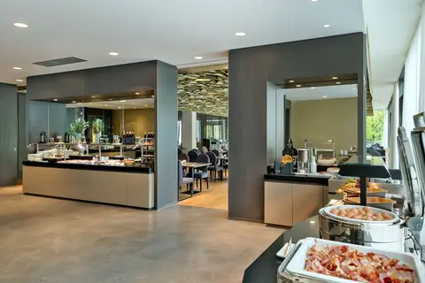 DoubleTree by Hilton Vienna Schonbrunn in Wenen — foto 3
