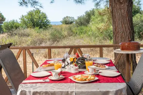Monambeles Villas in Σβορωνάτα — foto 10