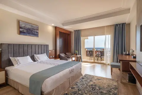 SRNTY Sahl Hasheesh in Arrivals Piazza — foto 21