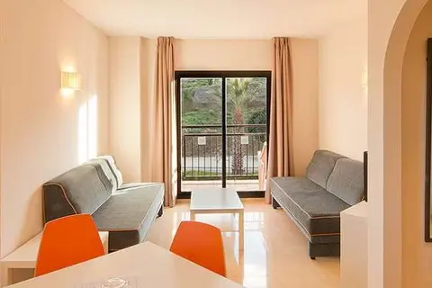 Aparthotel Fuengirola Beach in Fuengirola — foto 20