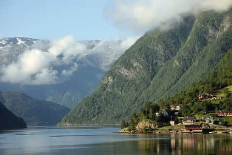 Bergen en fjorden in Noorwegen — foto 7