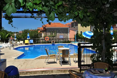 Christina's Gardens in Skoutaros — foto 23