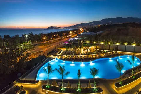 Michell Hotel Spa Beach Club in Bergama — foto 18