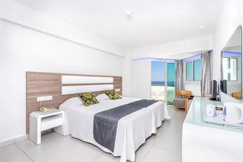 Tasia Maris Sands Hotel in Ayia Napa — foto 13