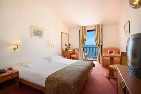 Hotel Mediteran in Mošćenička Draga — foto 2