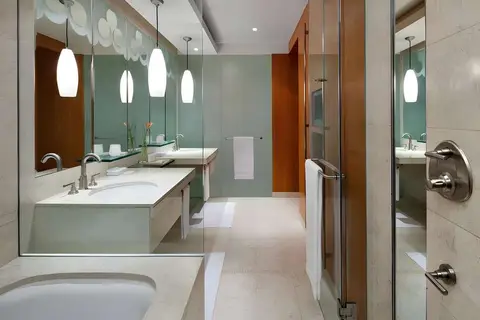 The H Hotel Dubai in Dubai — foto 23