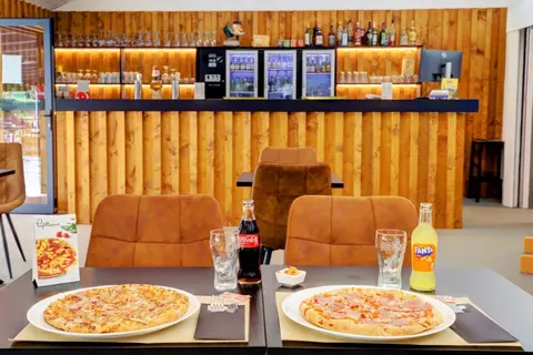 Camping Hameau De L Ourthe foto 17