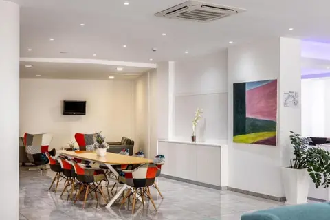 Papantonia Hotel in Παραλίμνι — foto 4