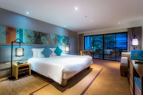 Outrigger Khao Lak Beach Resort in คึกคัก — foto 28