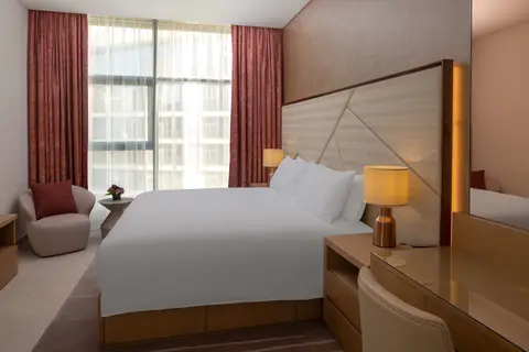 Hilton Dubai Creek Residences in Dubai — foto 27