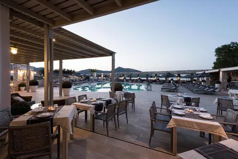 Saint Andrea Paros Seaside Resort in Νάουσα — foto 19