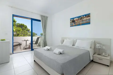 Eagles Nest Hotel in Πεύκοι — foto 30