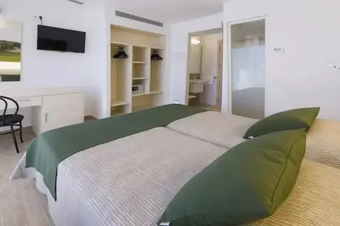 Hostal Mari in Sant Antoni de Portmany — foto 29