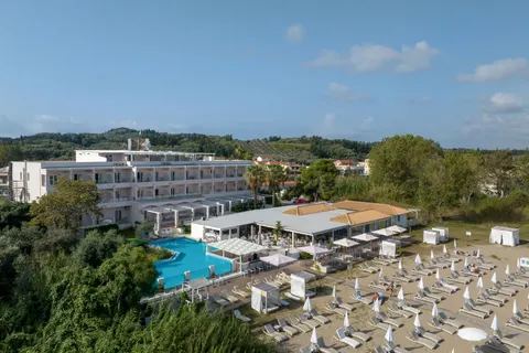 Cavomarina Beach in Municipal Unit of Lefkimmi — foto 6