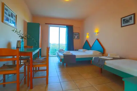 Filoxenia Hotel - Apartments in Θεολόγος — foto 6