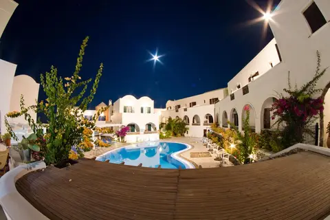 New Haroula in Φηρά Θήρας — foto 26