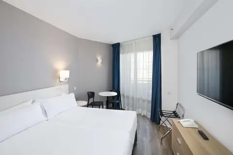 Sol Puerto Marina in Torremolinos — foto 6