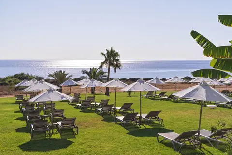 Leonardo Crystal Cove Hotel and Spa by the Sea in Paralimni — foto 7