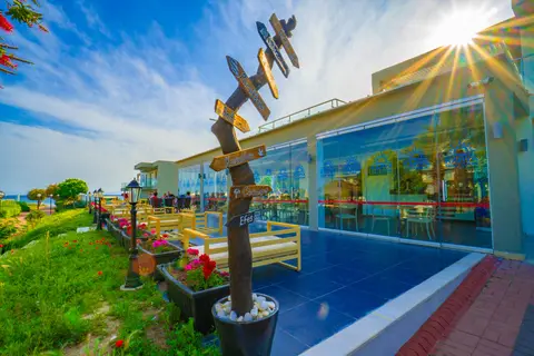 Karya Family Resort Hotel in Menderes — foto 13