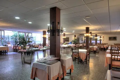 Hotel El Cid in Sitges — foto 11