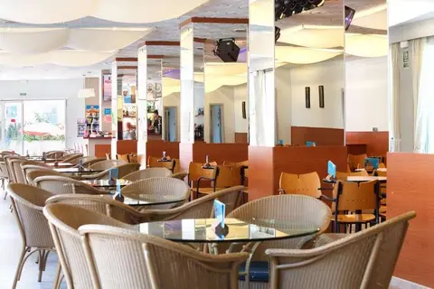 Hotel Oasis Park Splash in Calella — foto 22