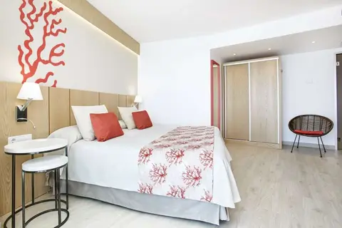 Universal Hotel Perla in S'Illot — foto 4