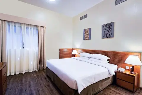 Ramada Hotel & Suites by Wyndham Ajman in عجمان — foto 3