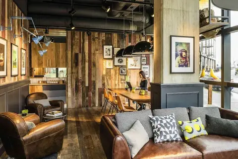 Novotel London Canary Wharf in Londen — foto 22