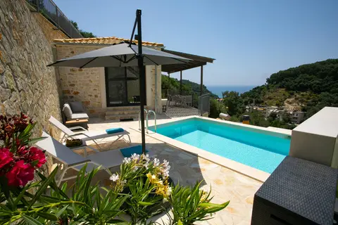 Asaya Hills Villas in Πάργα
