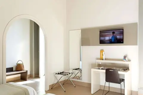 B&B HOTEL Napoli in Napels — foto 3