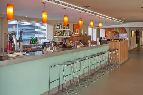 BQ Hotel Amfora Beach Hotel in Palma — foto 11