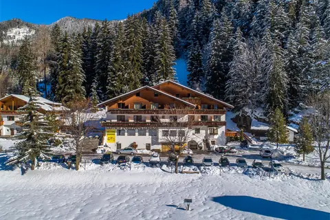 Hotel Pontives in Lajen - Laion