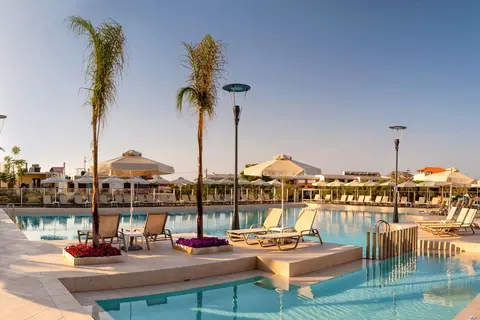Fly & Go Porto Platanias Village Resort in Πλατανιάς — foto 21