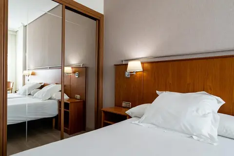 Hotel Ciudad de Compostela in Santiago De Compostela — foto 18