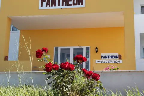 Pantheon Hotel in Αντιμάχεια — foto 12