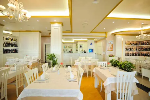 Iliria Internacional Hotel in Durres — foto 30