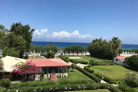 Bayside Hotel Katsaras in Ιαλυσός — foto 15