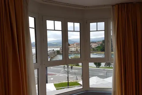 Hotel Faro de San Vicente in San Vicente De La Barquera — foto 2