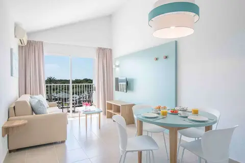 Pierre & Vacances Menorca Cala Blanes in Ciutadella — foto 4