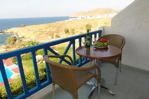 Stella Beach in Panormos — foto 18