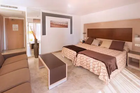 Hotel Dynastic in Benidorm — foto 6