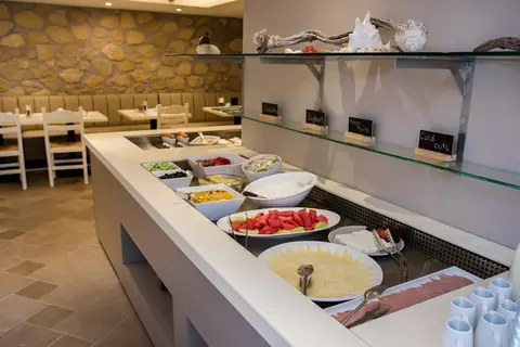 Parasol Luxury Hotel & Suites in Δημοτική Ενότητα Καρπάθου — foto 8
