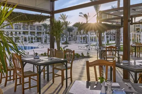 Jaz Lamaya Resort in Mini Souk — foto 17