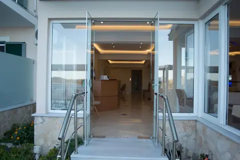 Oasis Hotel in Δημοτική Ενότητα Ελλομένου — foto 10