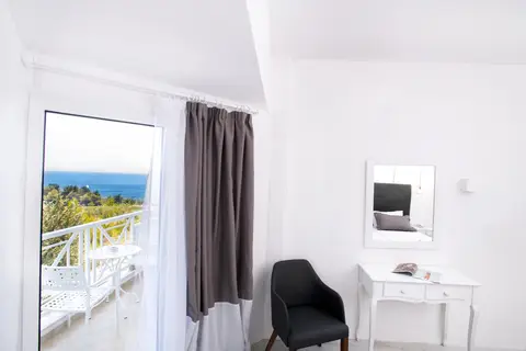 Bianco Olympico Beach Resort in Βατοπέδι — foto 4
