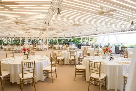 The Singer Oceanfront Resort, Curio Collection by Hilton in Riviera Beach, foto 3