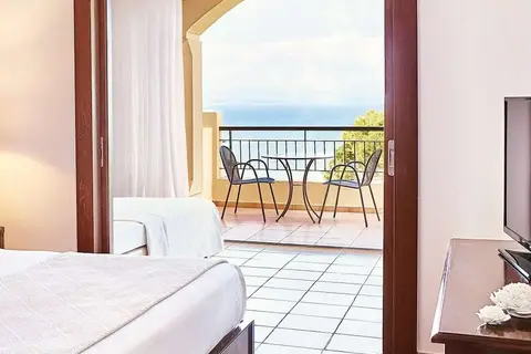 Grecotel Lux Me Olympia Oasis & Aqua Park in Δημοτική Ενότητα Κάστρου - Κυλλήνης — foto 2