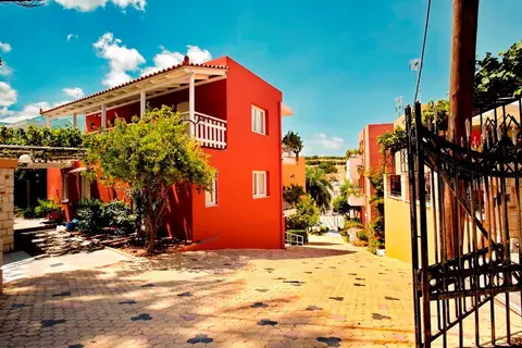 Bellos Hotel Apartments in Chersonissos — foto 5