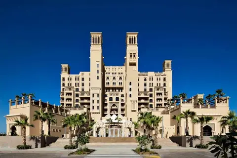 Sheraton Sharjah Beach Resort & Spa in السيف — foto 12