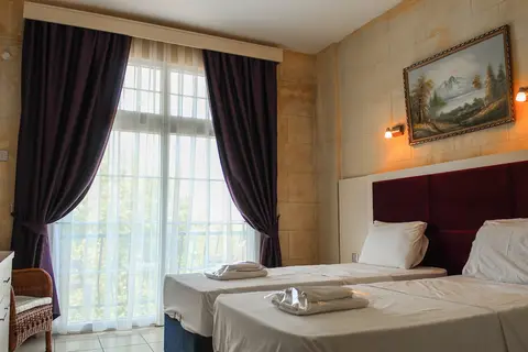 Lapida Hotel in Lapta — foto 14